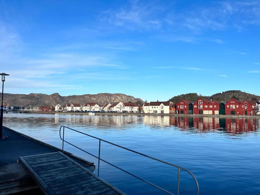 Unik Hytte Med Fjordutsikt Villa Farsund Exterior photo